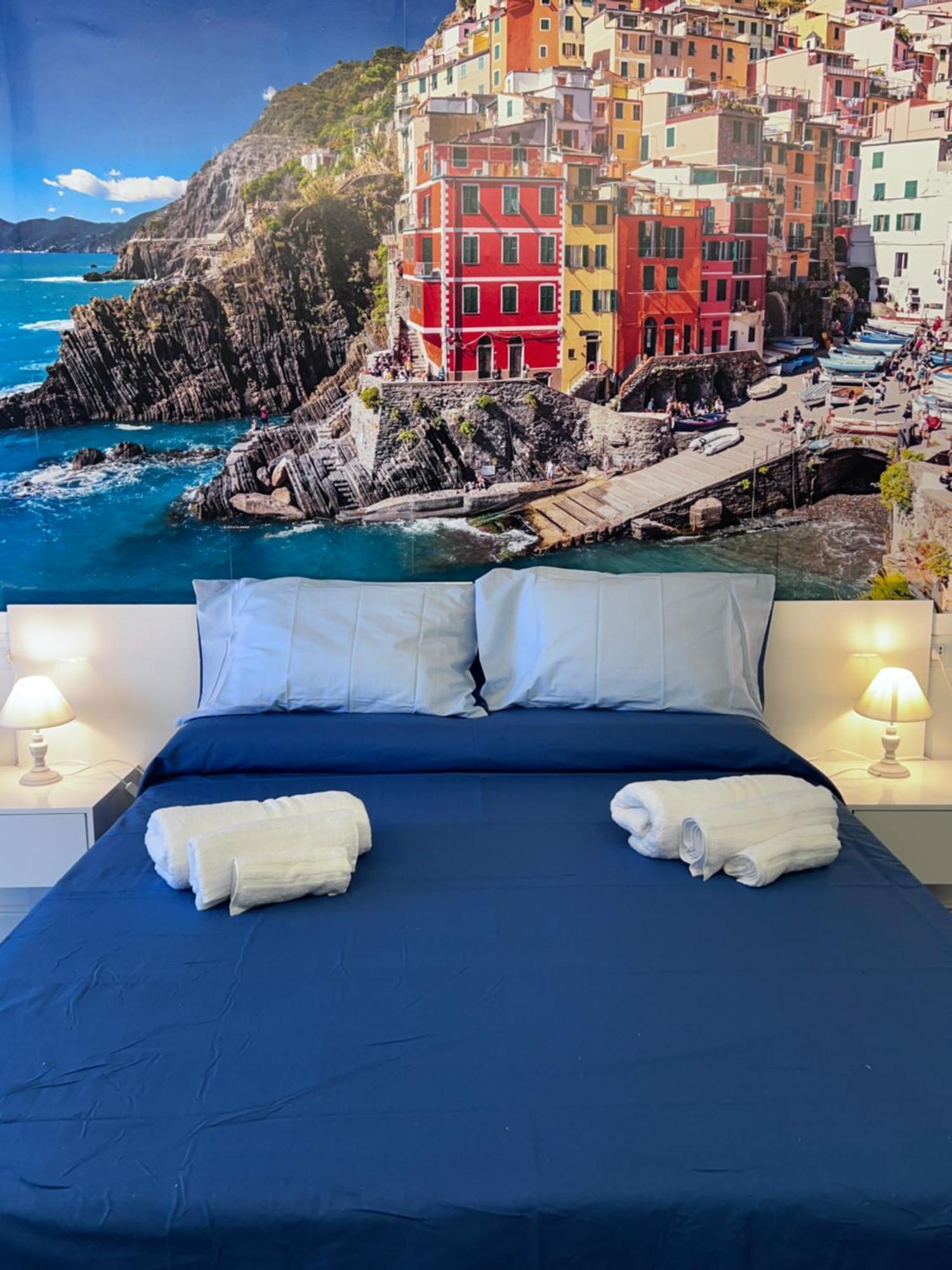 Le Cinque Vele Water Front Luxury House Apartment