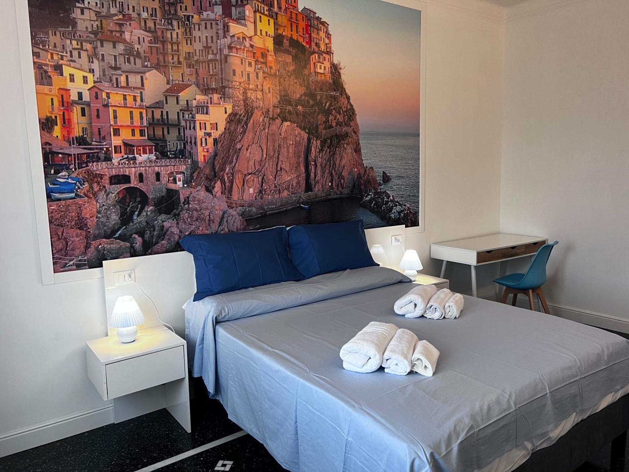 Le Cinque Vele Water Front Luxury House Genoa